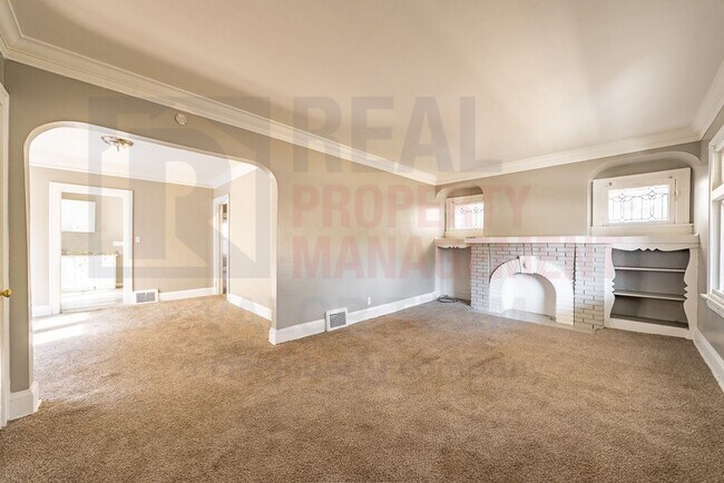 Foto del edificio - 3642 E 112th St