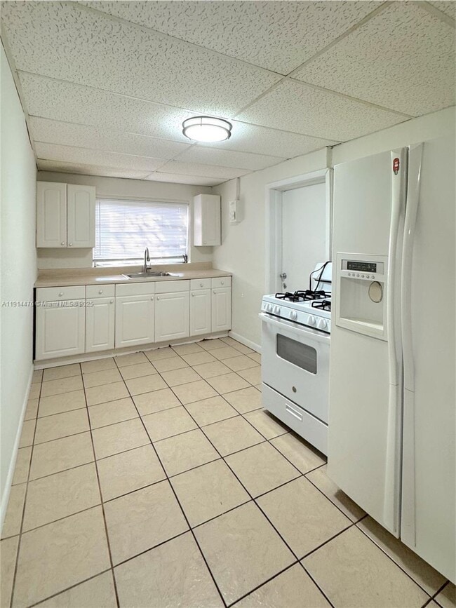 Foto del edificio - 2225 Taylor St