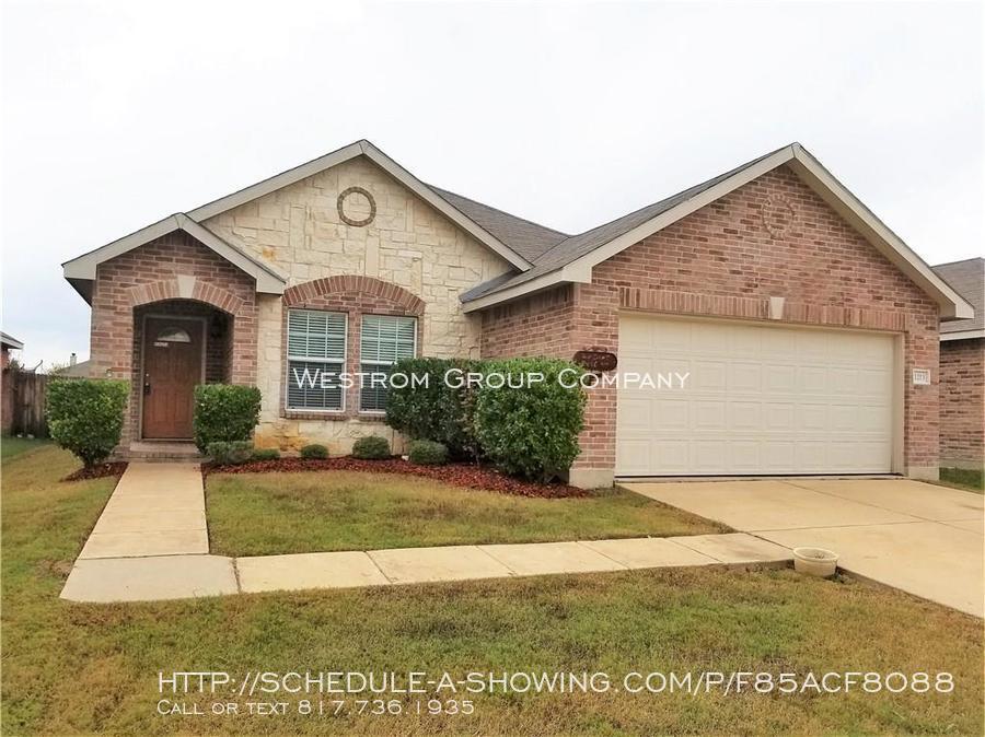 1213 Gayle St (Burleson ISD) House for Rent in Burleson, TX