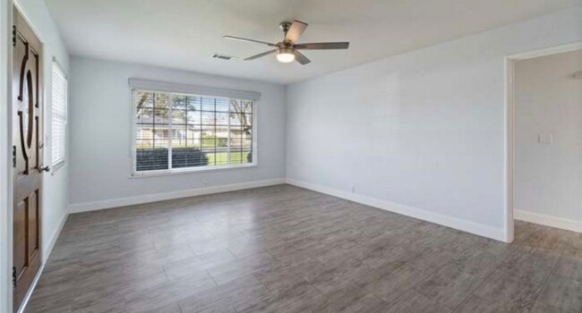 Foto del edificio - 521 Fairview Ave