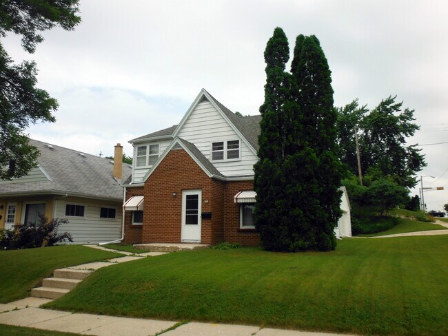 Foto del edificio - 254 Edgewood Ln