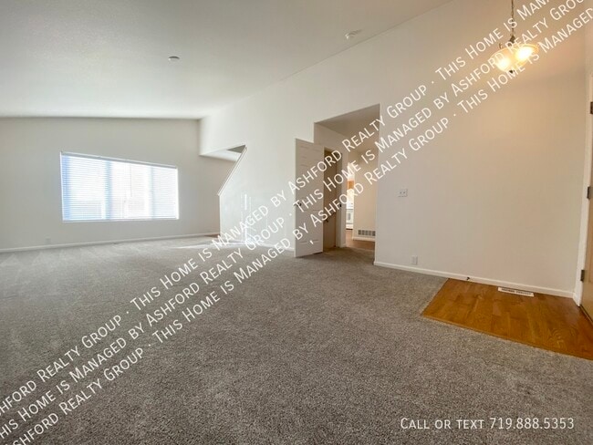 Building Photo - 6530 Fowler Dr