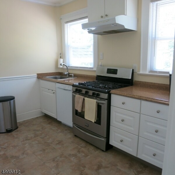 Building Photo - 460 Watchung Ave