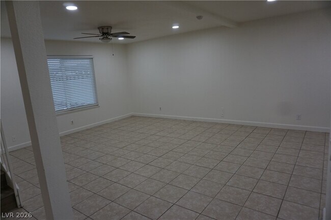 Foto del edificio - 6644 Silverstream Ave