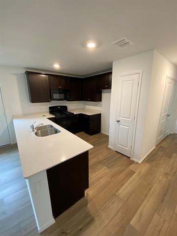 Foto del edificio - 2504 Coronado Wy