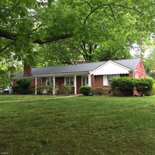 Building Photo - 1111 Fairfield Ave
