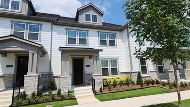 Building Photo - 9029 Scarp Hl Ln