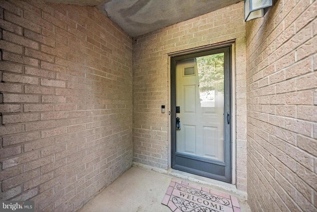 Building Photo - 3895 Steppes Ct