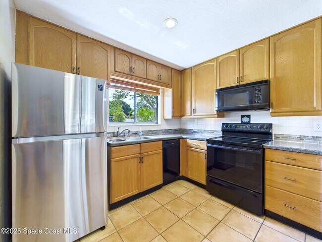 Building Photo - 1278 Fargo Dr