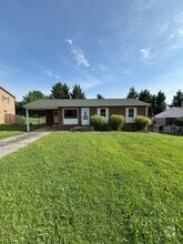 Building Photo - 130 Cedar Valley Blvd