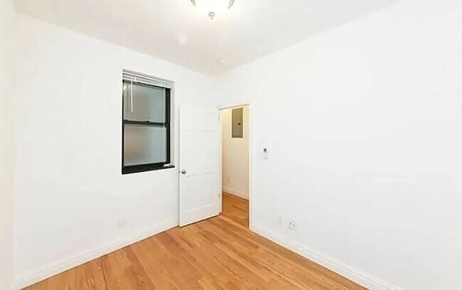 Foto del edificio - 2 bedroom in New York NY 10019
