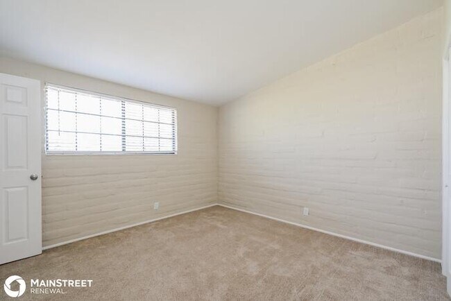 Building Photo - 156 W Pastime Rd, Tucson, AZ 85705