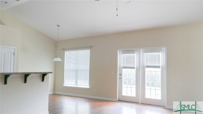 Building Photo - 112 Grayson Ave