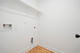 Building Photo - 205 Bolden St