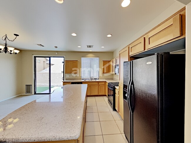 Building Photo - 3928 Yang Ct