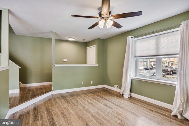 Building Photo - 101 Camber Ln