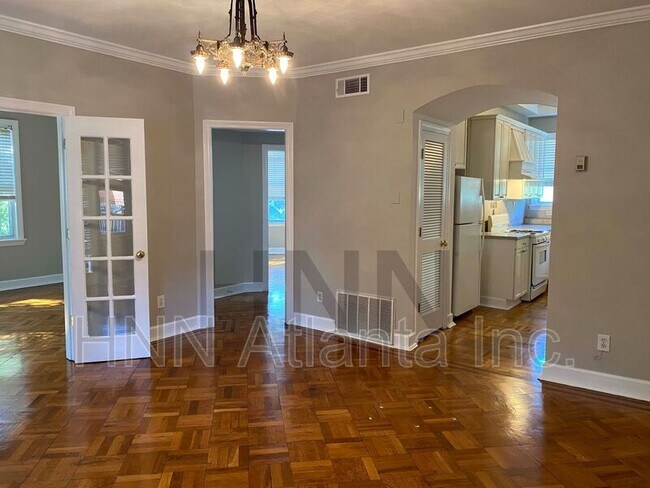 Foto del edificio - 872 Briarcliff Rd