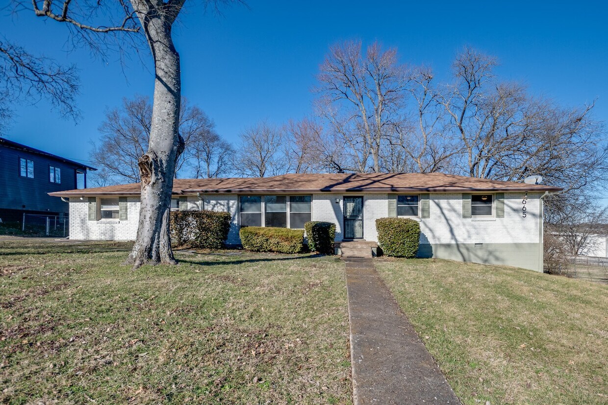Primary Photo - 665 Lemont Drive, Unit 665 Lemont