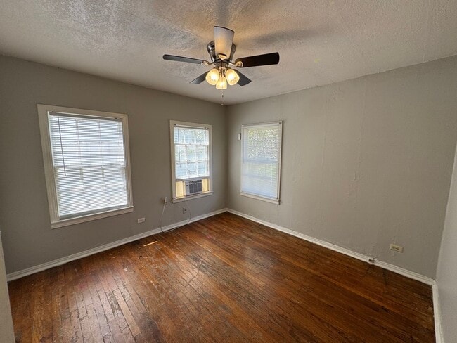 Building Photo - 3624 N 23rd St