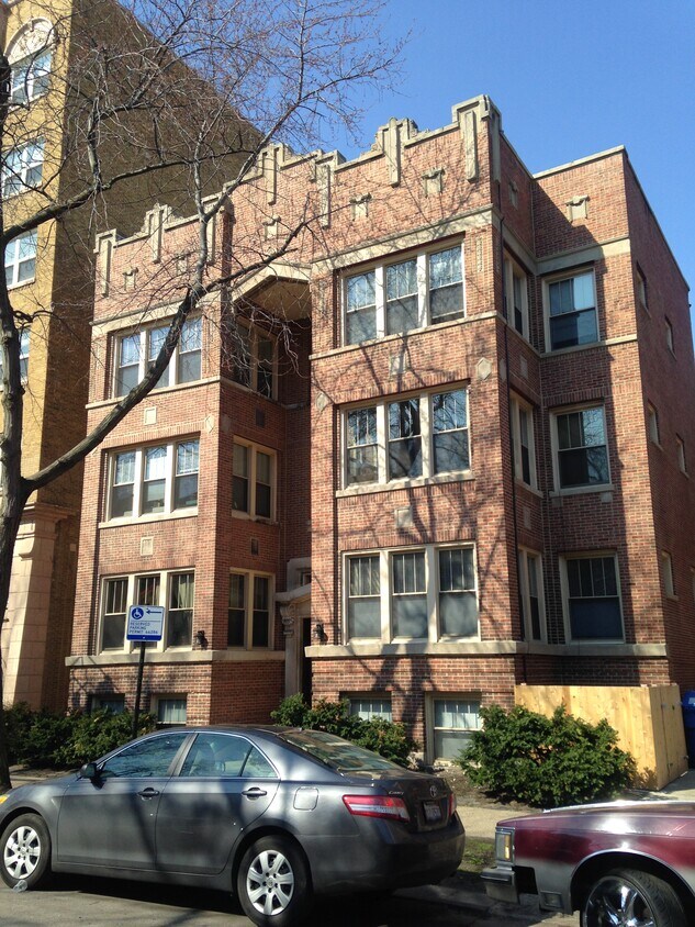 Building Photo - 5329 S Harper Ave