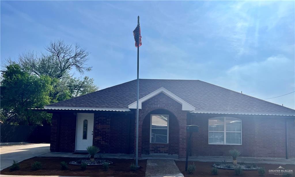 Primary Photo - 1609 Lindberg Ave