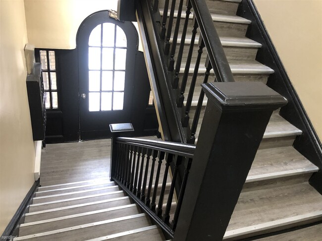 Foto del edificio - 7100 Freda St