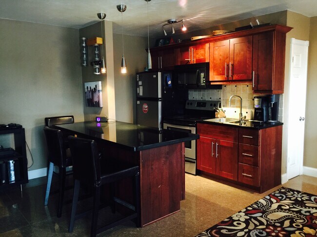 Foto del edificio - 4300 N Ocean Dr