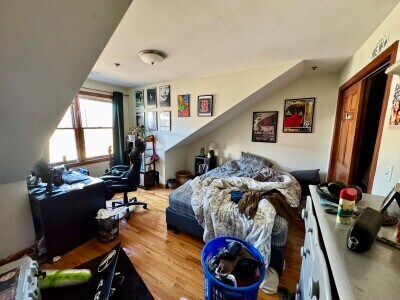 Building Photo - 108 Allston St