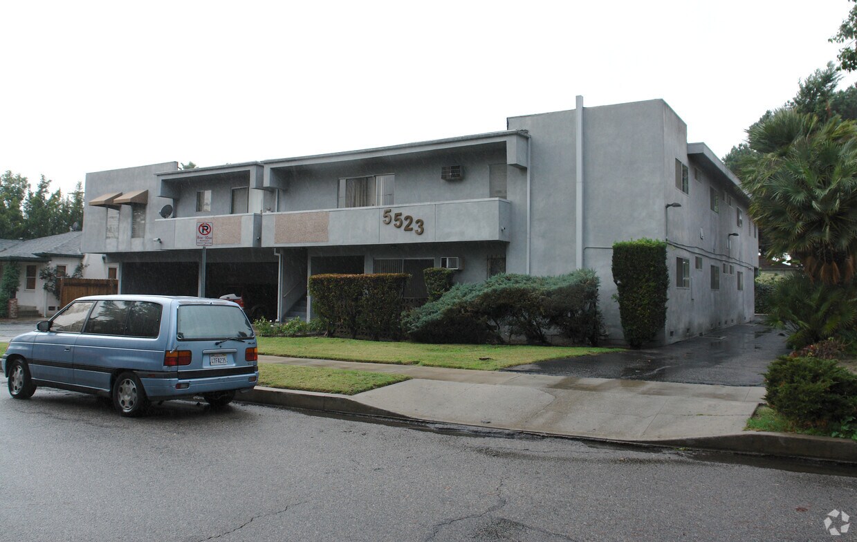 Building Photo - 5523 Denny Ave