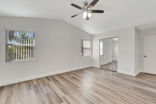 Foto del edificio - 11420 Coral Bay Dr