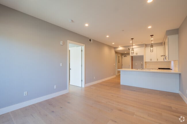 2BR, 2BA - 920SF - Living Room - 520 El Camino Real