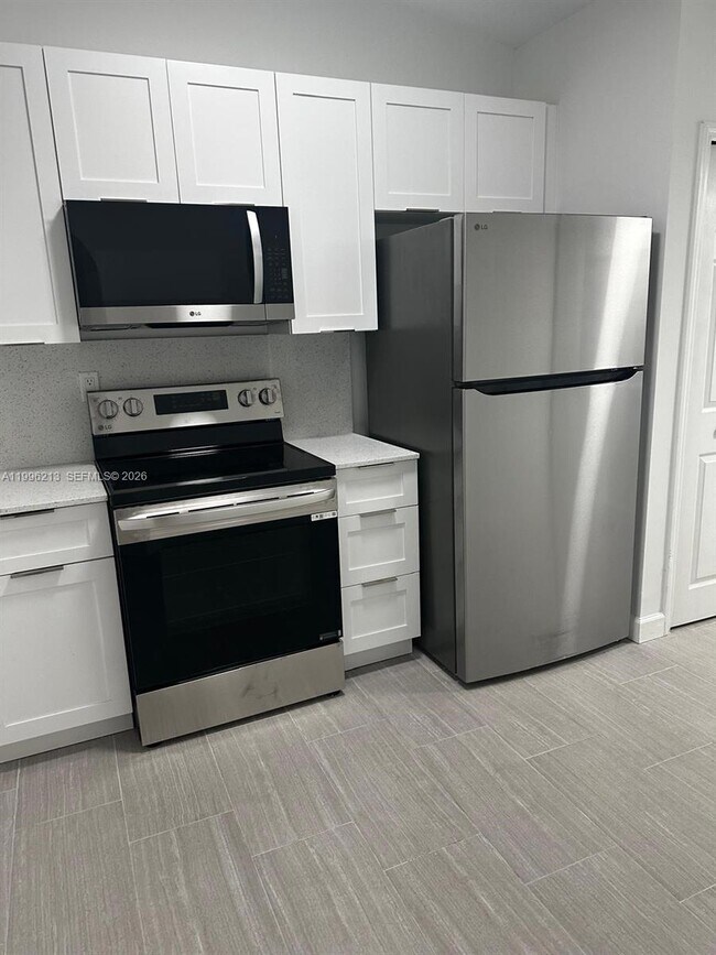 Foto del edificio - 2930 SE 12th Rd