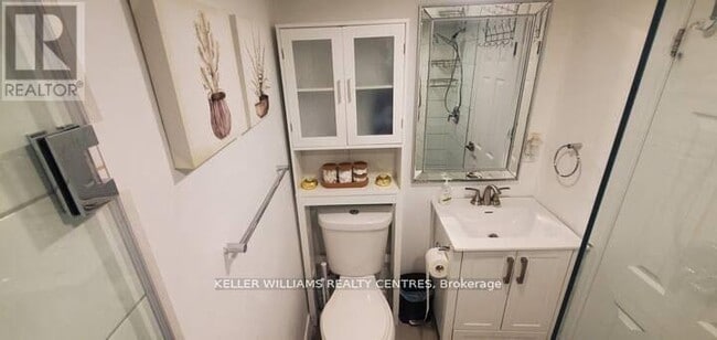 Building Photo - 17 Oak Park Ave