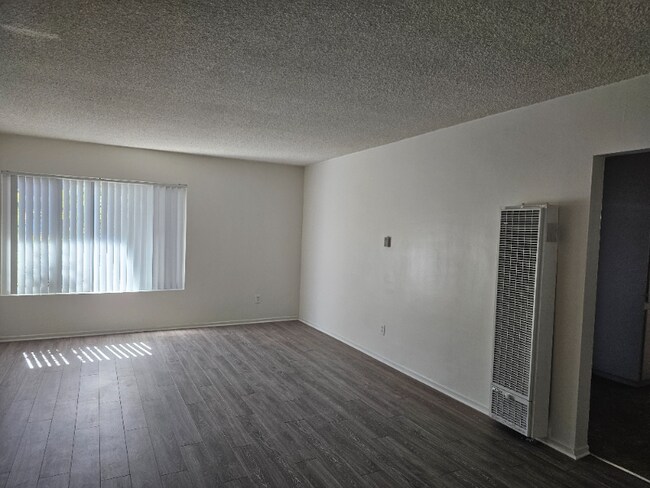 Building Photo - 2232 E Lenita Ln