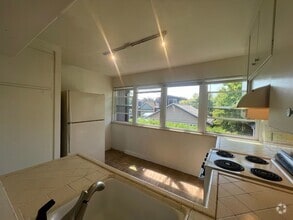 Building Photo - 2015 43rd Ave E
