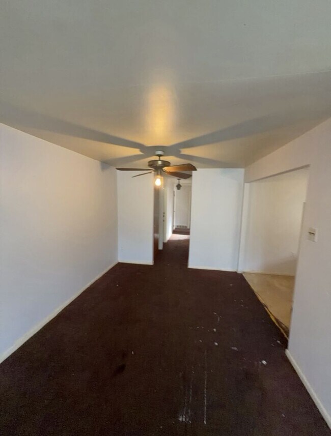 Photo - 2607 TREMONT ST Apartment