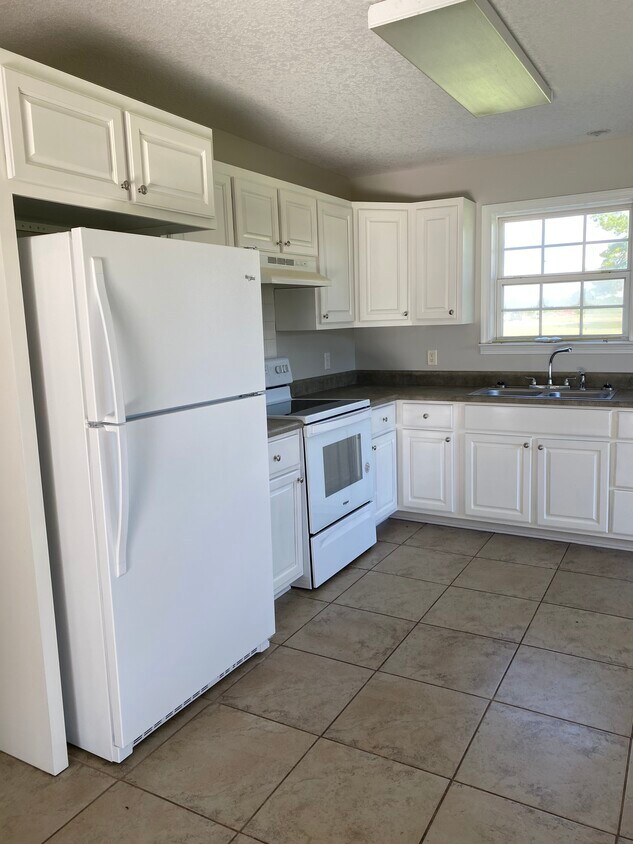 438 Manila St, Lucedale, MS 39452 Apartments in Lucedale, MS