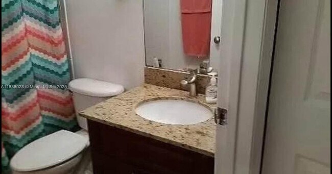 Foto del edificio - 707 NW 208th Dr