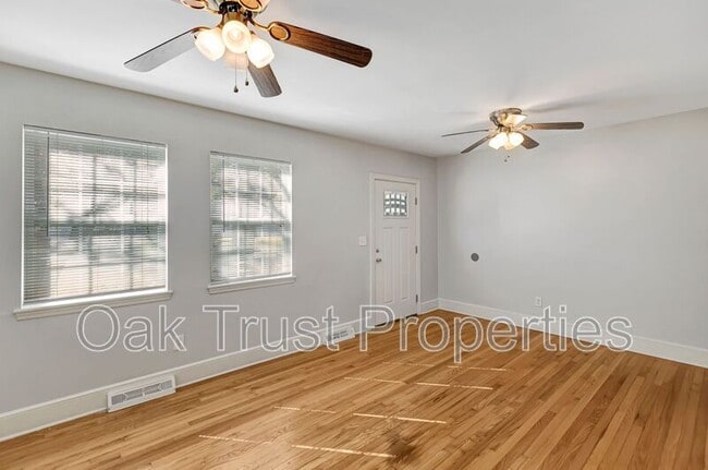 Foto del edificio - 5120 Braddock Ave