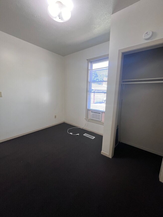 Foto del edificio - 419 N 1st St
