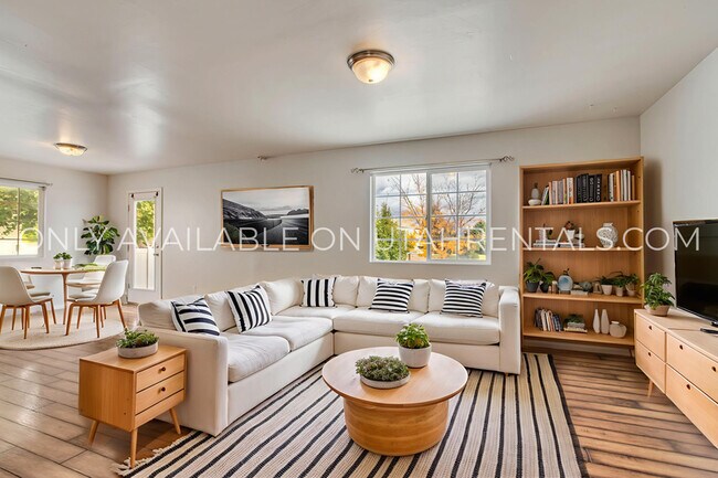 Foto del edificio - 10881 Pine Shadow Rd