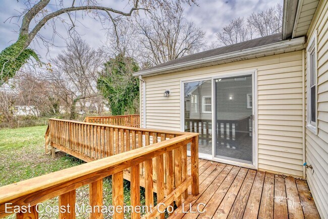 Foto del edificio - 2 br, 1 bath House - 4624 Mary Ave