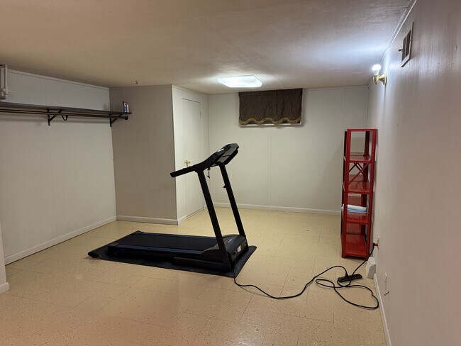 Foto del edificio - 541 34th St SE