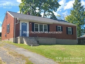 Building Photo - 2620 Springhill Dr NW