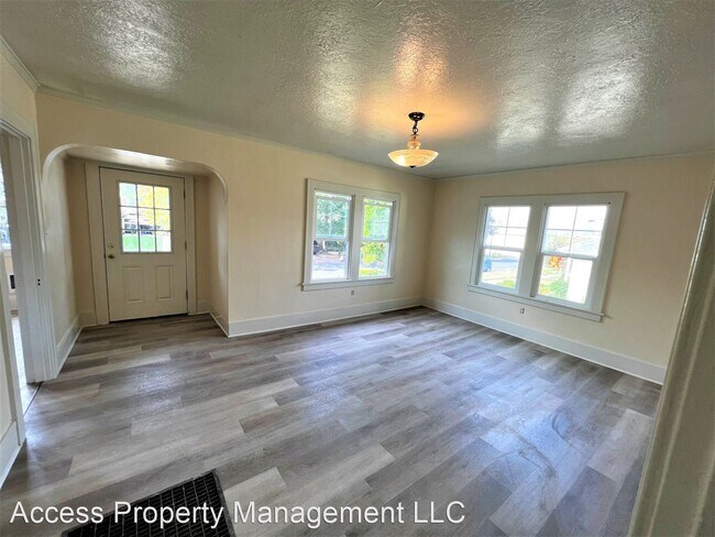 Building Photo - 2 br, 1 bath House - 406 N Howard St