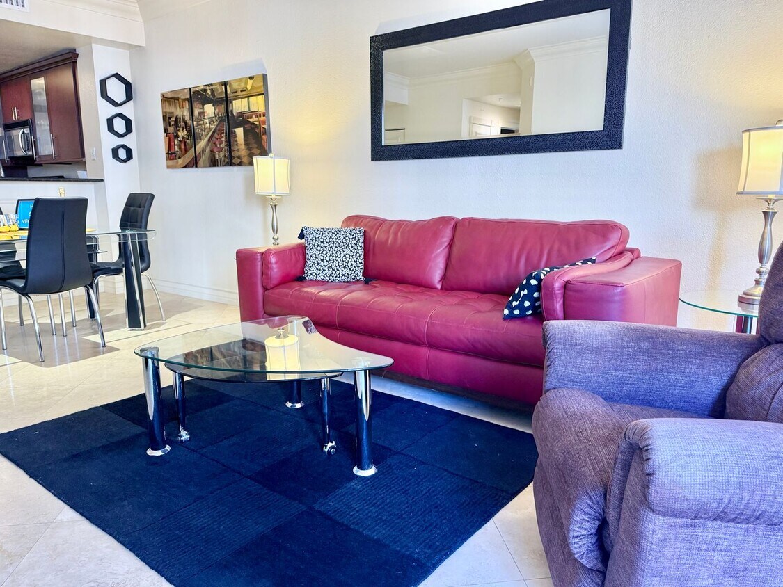 Foto principal - Meridian Luxury Condo in Resort Community ...