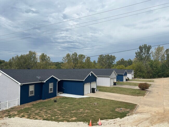 Foto del edificio - 1406 Windcrest Ct
