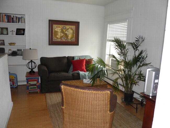 sala de estar - 1304 W Kiowa St