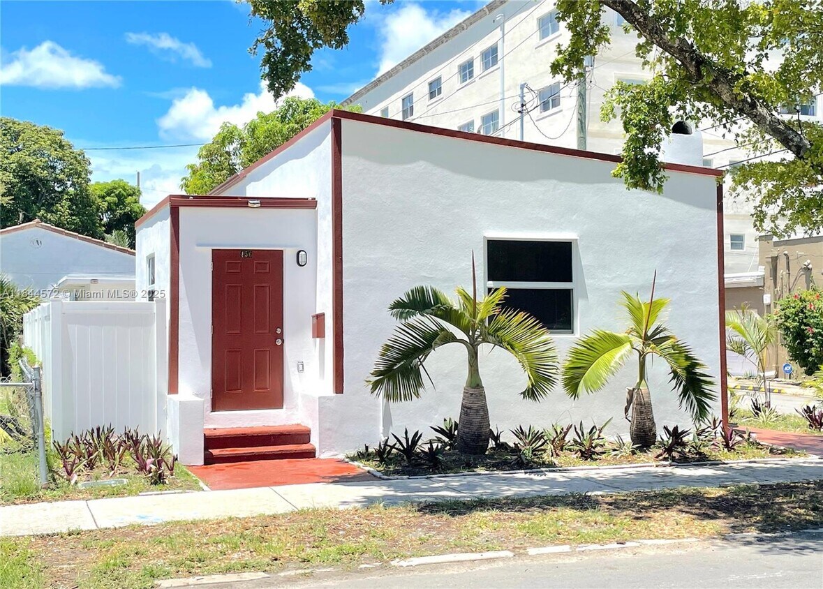 Foto principal - 456 S 20th Ave