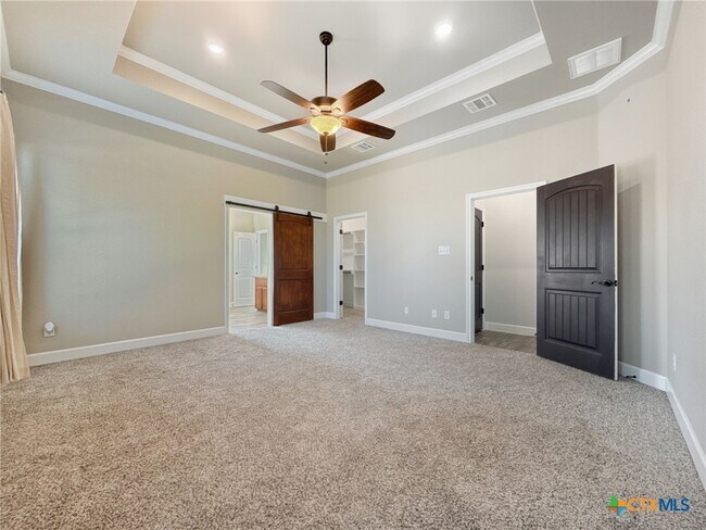 Foto del edificio - 1066 Vista Dr